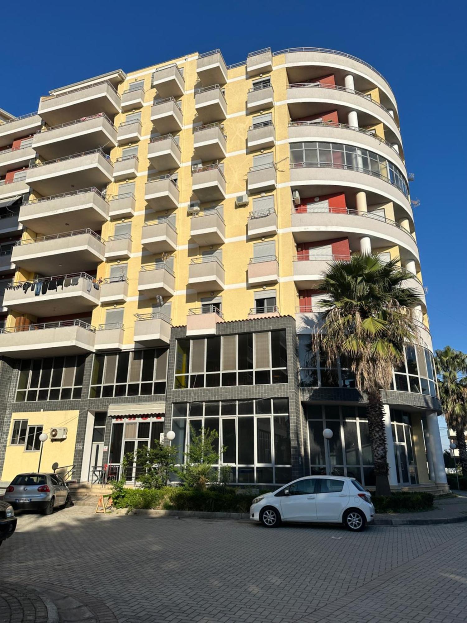 Проживание в семье Durres Beach Home